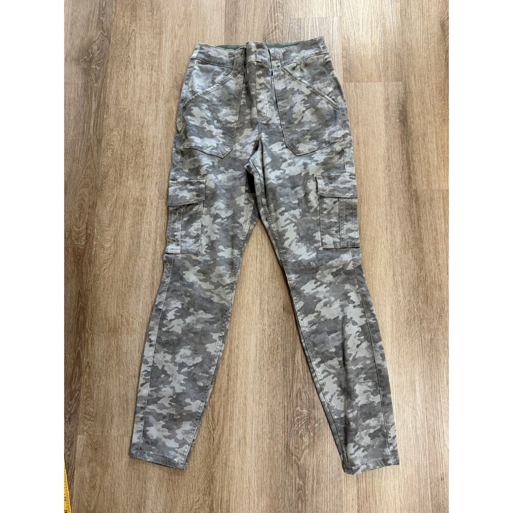 Spanx Camo Pull On Cargo Pants Women’s Size L  Comfort Casual Camouflage